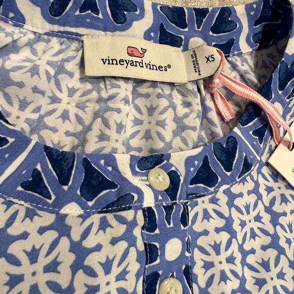 Vineyard Vines Woven Top NWT Geo/Newport White Xs - Picture 5 of 6